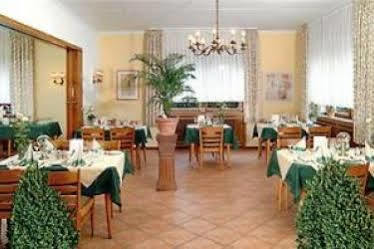 Forstbacher Hof Hilden Extérieur photo